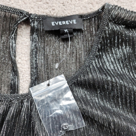 Evereve Cam Sheer Top - Picture 2 of 6